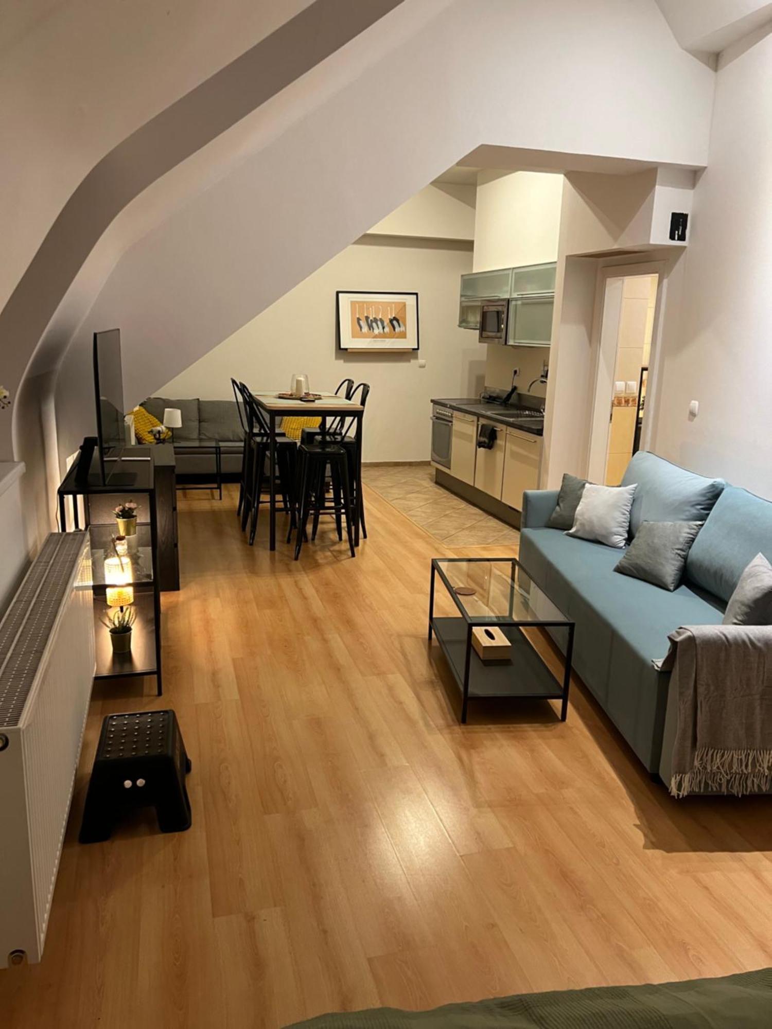 Appartement Central, Cozy & Stylish With Views *